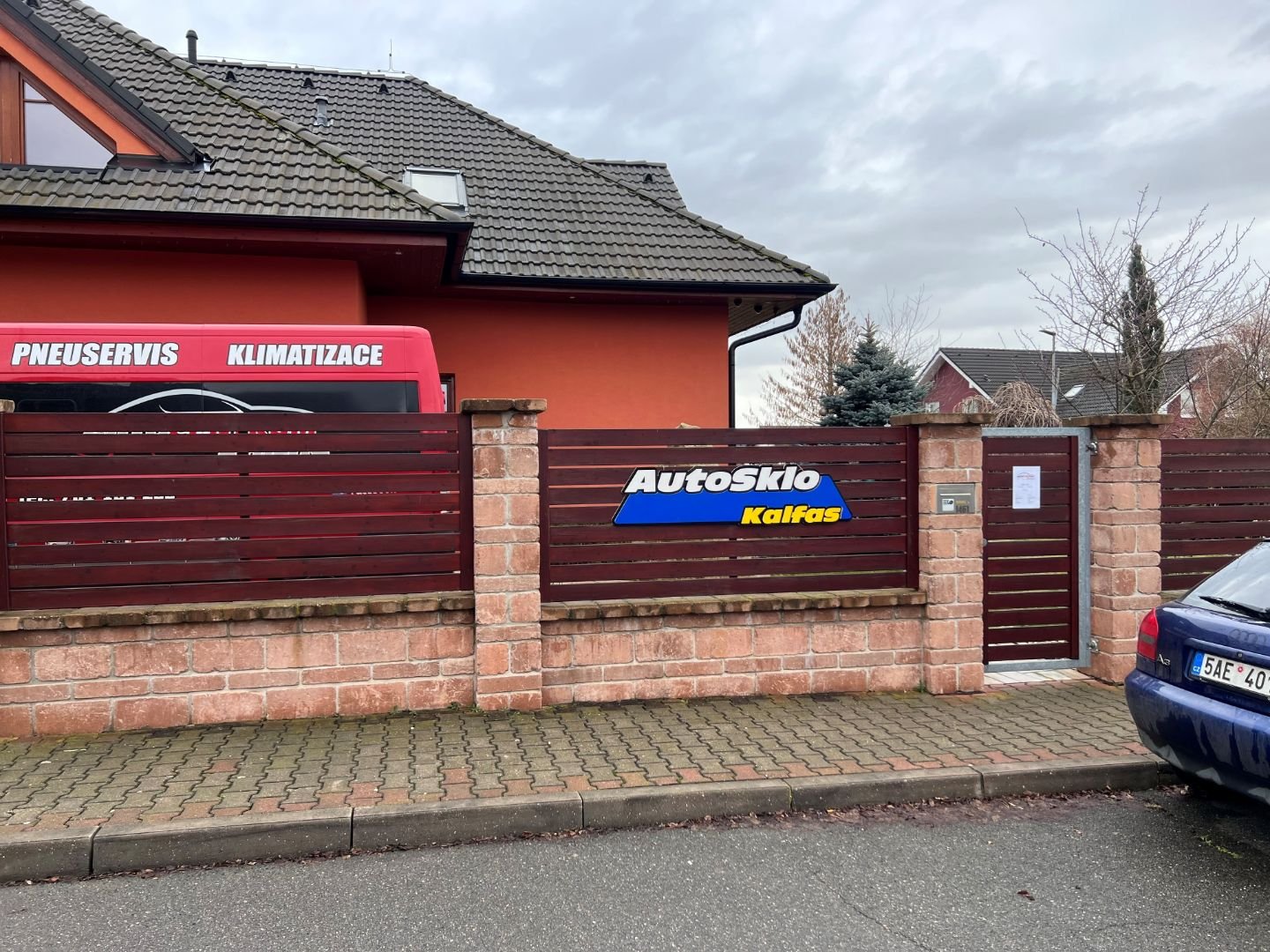 Autocentrum Kalfas - pobočka Český Brod Autocentrum Kalfas - pobočka Český Brod